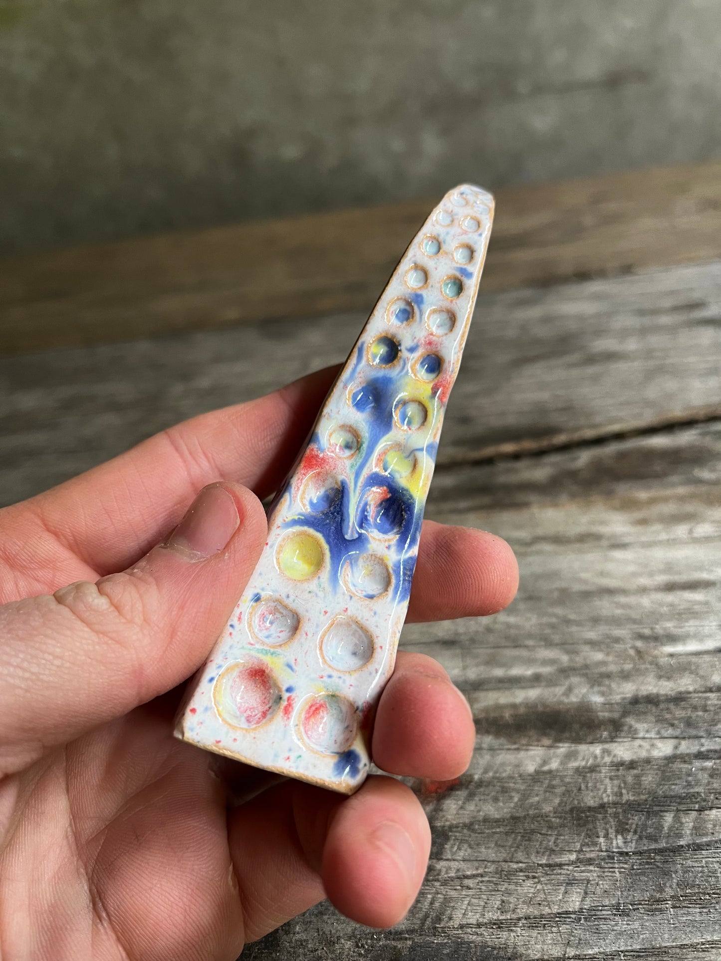 Ceramic tentacle ring holder