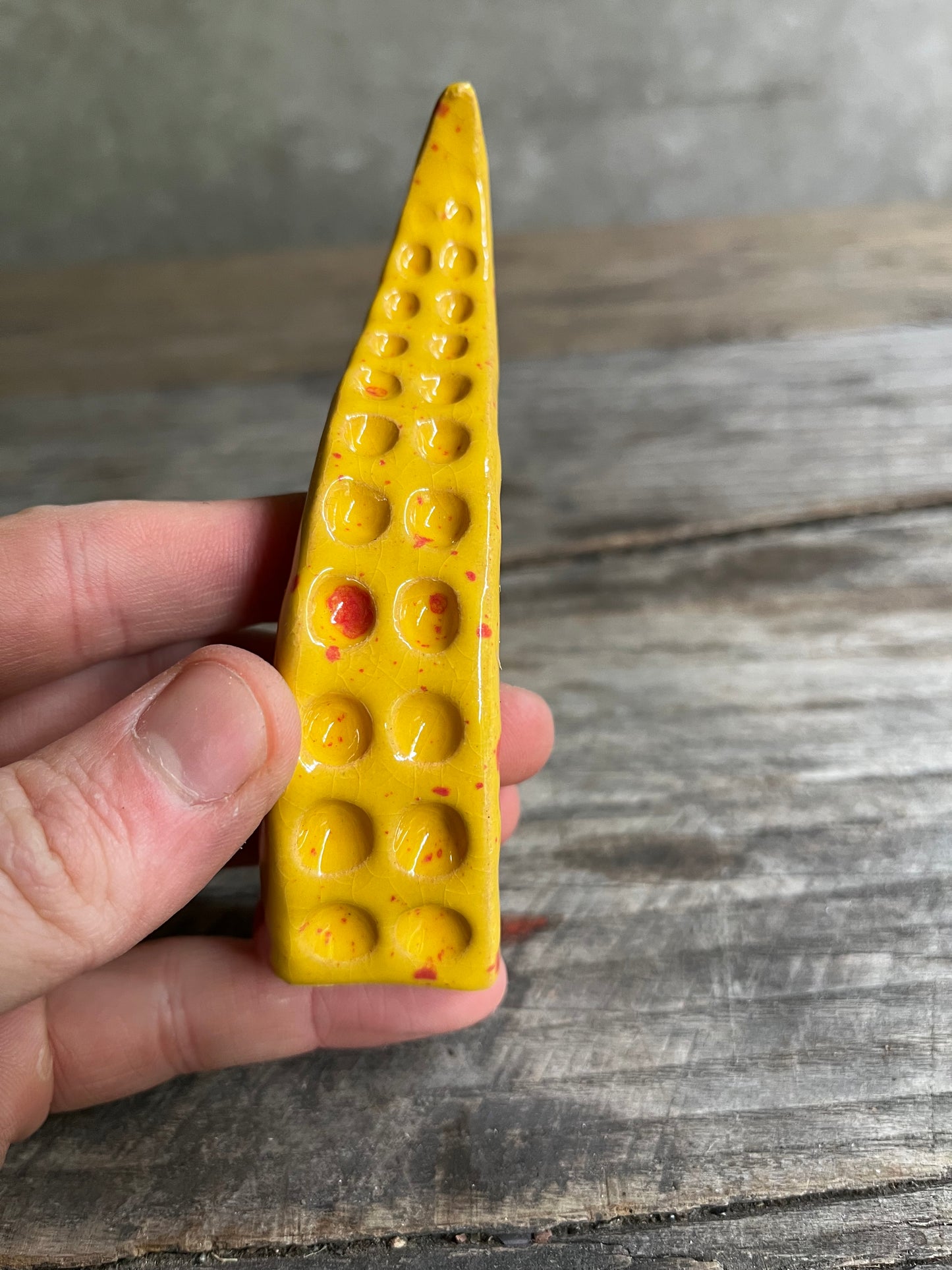 Ceramic tentacle ring holder