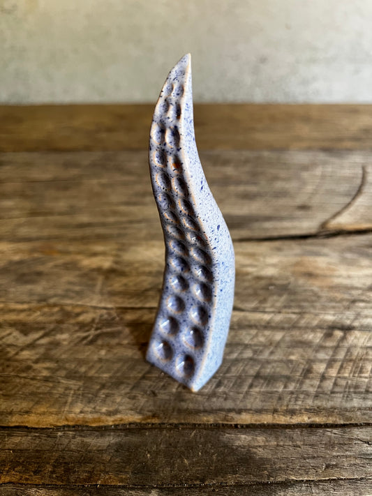 Ceramic tentacle ring holder